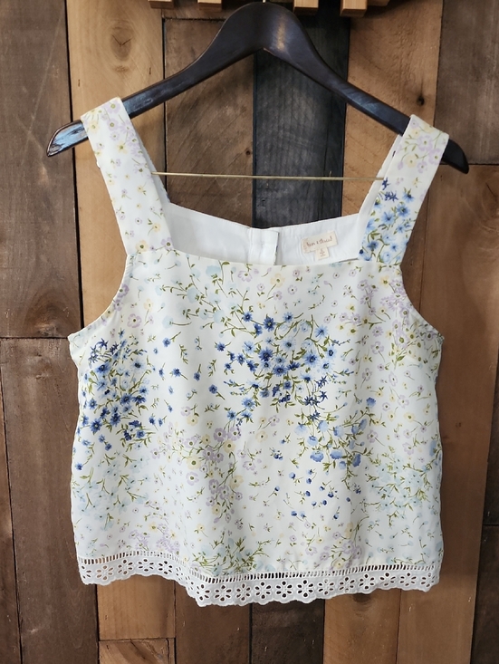 Hem & Thread Tops - Hem & Thread White Floral Square-Neck Lace-Hem Tank Size L